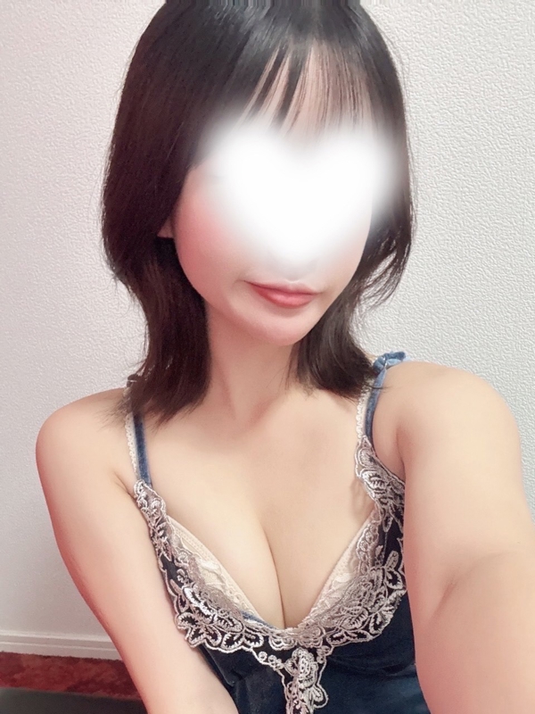 セラピスト 小鳥遊 みさと